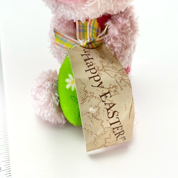 Hallmark Piglet From Winnie the Pooh Easter Plush - Picture 2 of 12